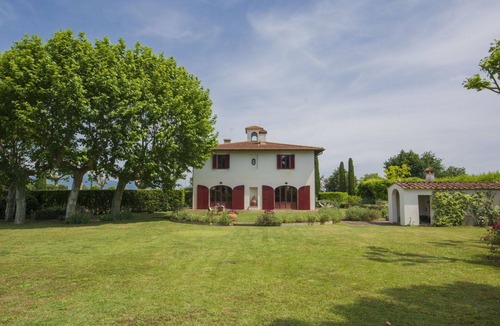 Lari Villa | Wonderful private villa for 9 people with WIFI, TV and patio