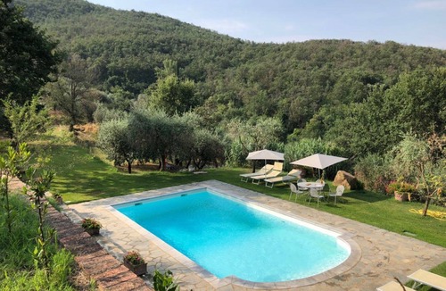 Cortona Villa | Wonderful private villa with private pool, WIFI, TV, terrace, pets allowed and panoramic view