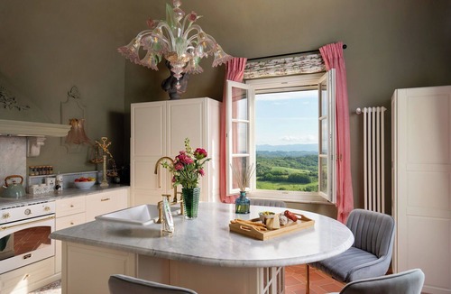 Legoli Villa | Wonderful private villa with WIFI, A/C, private pool, hot tub, patio and panoramic view