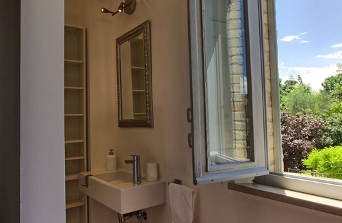 Ostra Villa | Wonderful private villa for 8 people with pool, A/C, WIFI, TV, patio and panoramic view