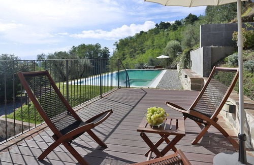 Lucca Villa | Wonderful villa with WIFI, private pool, A/C, TV, patio and panoramic view, close to Lucca