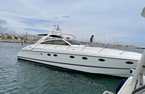 Pointe Croisette Boat Rental | Yacht 17M Cannes Croisette Port Canto, 3 Bedrooms, air conditioning, tv