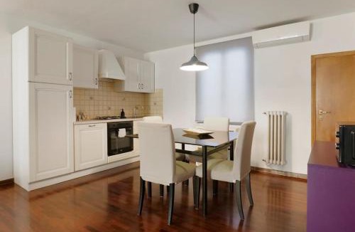Lucca Historical Center Apartment | Yema Amphitheater 93-Lucca