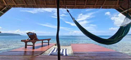 Sawinggrai House | Yonas Homestay - Raja Ampat