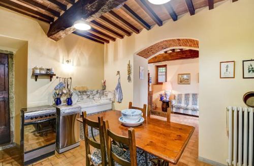 Monterchi House | Your Home in a Tuscan Tower, cleaning included