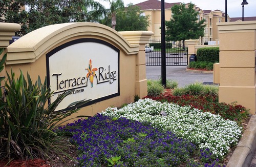 Loughman Condo | Your next magical getaway! Spacious 3 bedroom, 2 bath condo with pool access!