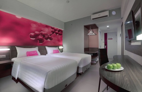 Pekayon Jaya Hotel | Yusra Inn Hotel Bekasi