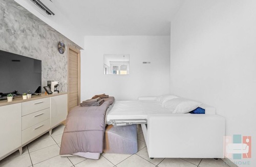 Affori Apartment | ZAN20: A Comfortable and Bright Apartment in Milan