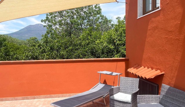 1 bedroom amazing apartment in Pompei