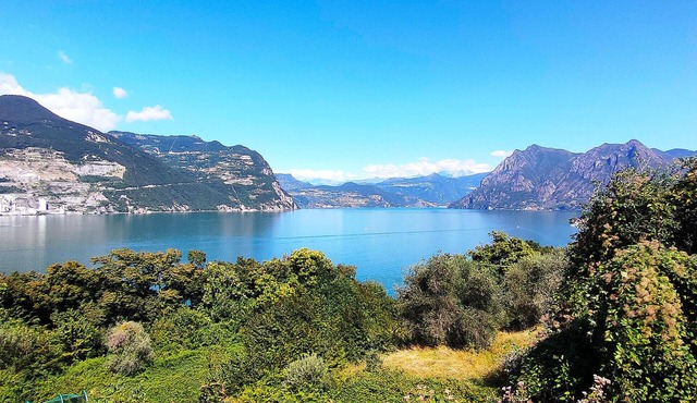 2 bedroom gorgeous apartment in Monte Isola