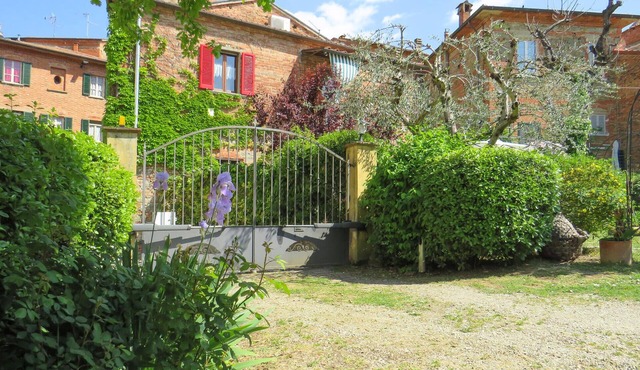 3 bedroom awesome home in Località Pozzo, Arezzo