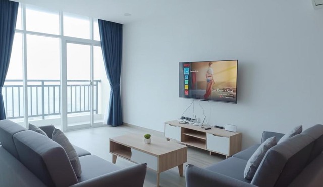 3BR Family Suites at Formosa Apartement by Manda
