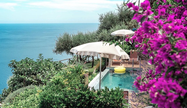 6 Bedrooms, 6 Bathrooms Villa with Private Pool and Sea View, Ravello, Italy