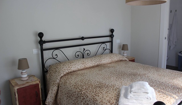 Accommodation surrounded by greenery, silence and privacy, a romantic escape from the city