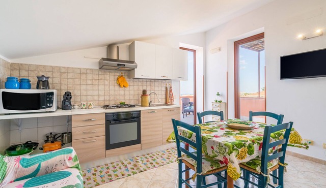 Apartment 'Appartamento A Ficu Pala Siracusa' with Sea View, Wi-Fi and Air Conditioning