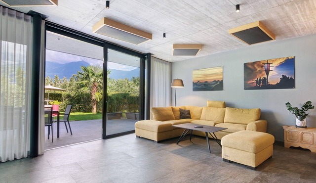 Apartment 'Faselehof Ivy' with Mountain View, Shared Pool and Wi-Fi