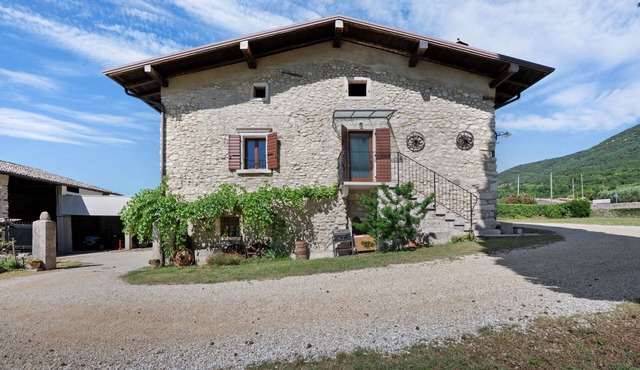 Apartment 'Loppia' with Mountain View, Wi-Fi and Air Conditioning