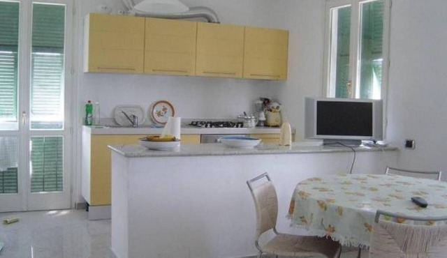 Apartment Sweet Helen, with sea view