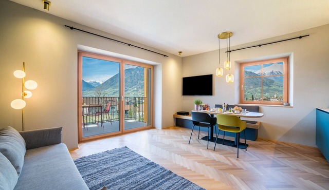 Apartment 'Villa Rosa Unterschöberlehof - Eliza' with Mountain View, Wi-Fi and Air Conditioning