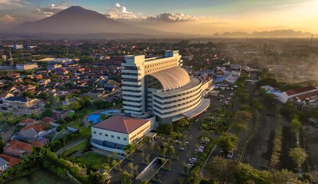 Aston Cirebon Hotel and Convention Center