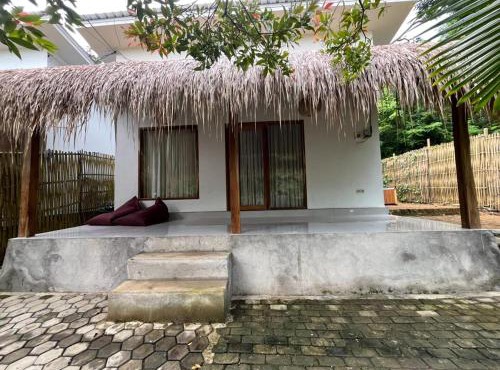 Awanara Villa Kuta Lombok