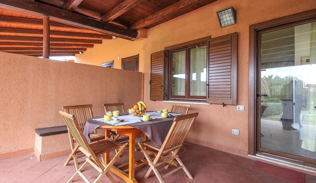 Awesome home in Costa Rei -CA- with WiFi