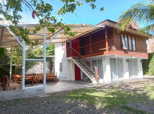 Banda Aceh Batoh Homestay - private - fits up to 8 persons