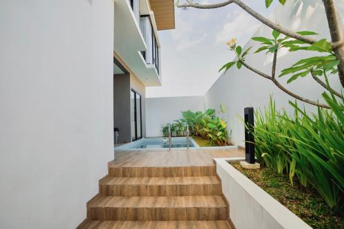 Banyu Bening The Villa Resort