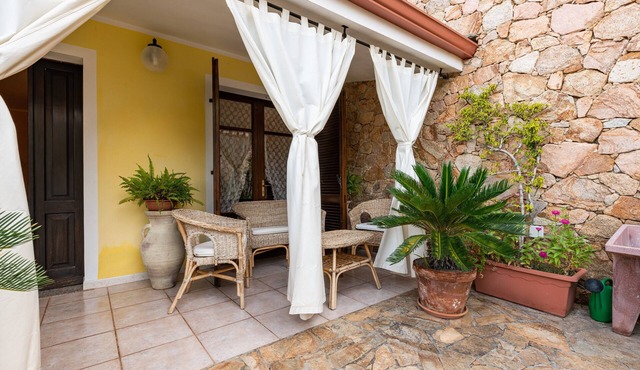 Beautiful Villa "Chia" Close to Beach with Sea View & Garden