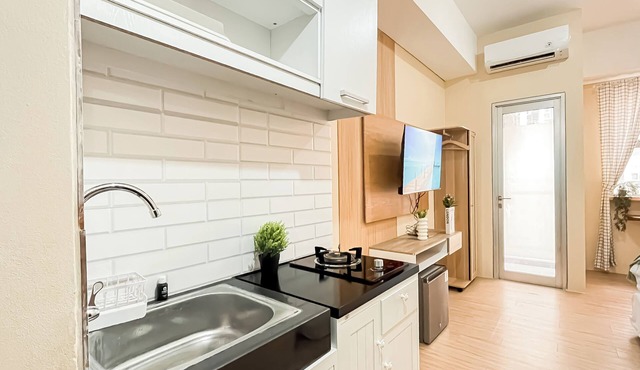 Best Studio At Apartment Transpark Juanda Bekasi Timur