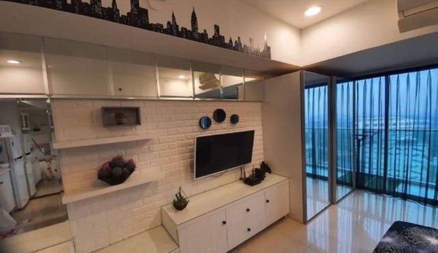 Capital O 93636 La Grande Apartment By UJM