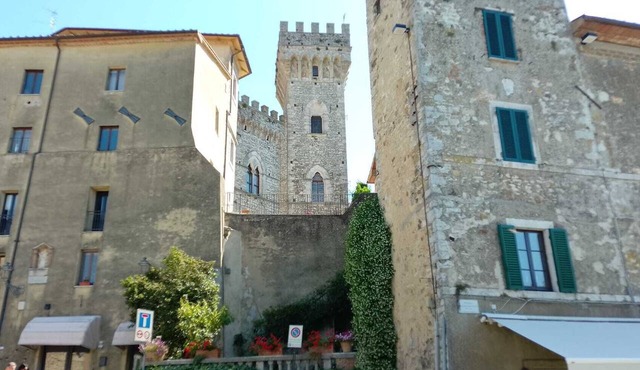 Casa Leopoldo by Antiche Residenze Toscane Your oasis of peace.