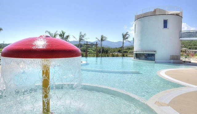 Casa Ondina B: A welcoming apartment situated in a quiet location, a few minutes from the town center, with Free WI-FI.