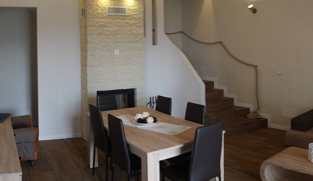 Chalet in the hills a few kilometers from the sea