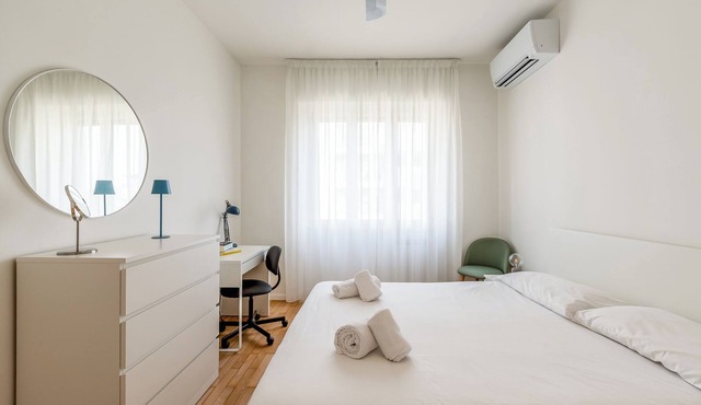 [City Life-Corso Como] Flat with private balcony