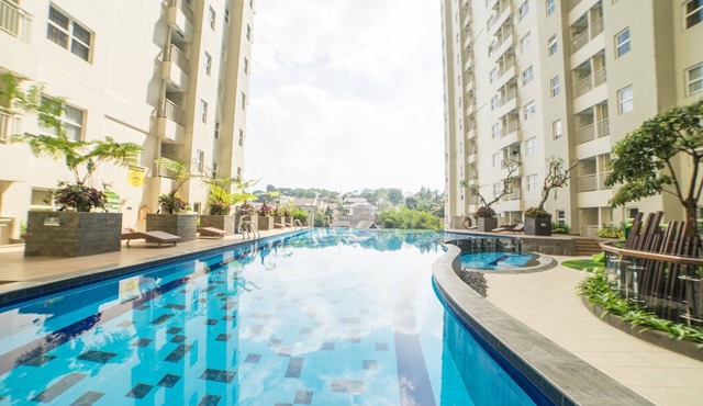 City View 2Br Apartment At Parahyangan Residence