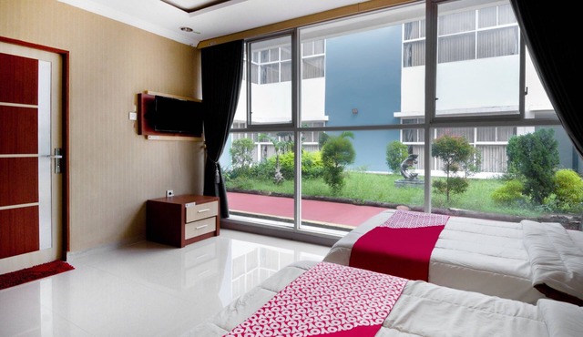 Collection O 3431 Hotel Alpha Bandara