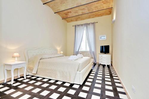 Colosseum Suite