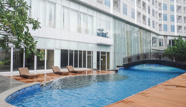 Compact And Comfortable Living Studio At Grand Sungkono Lagoon Apartment