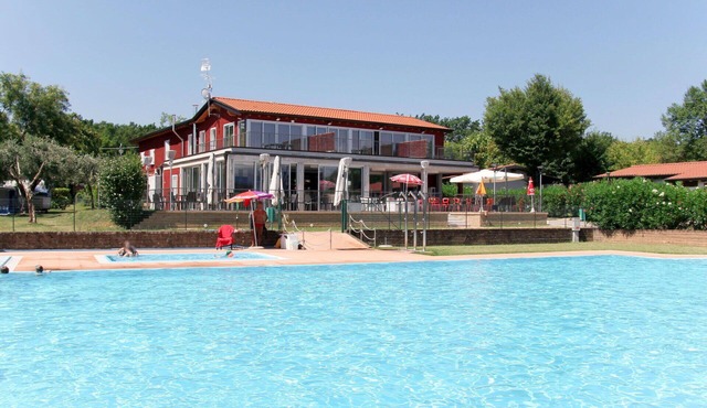 Cosy apartment in villa for 4 guests with pool, WIFI and terrace