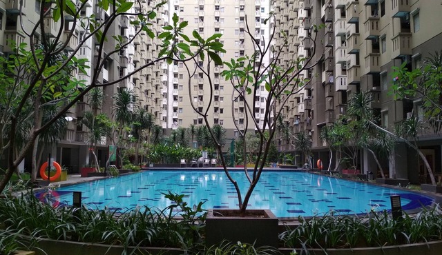 Cozy 2BR Apartment at Gateway Ahmad Yani