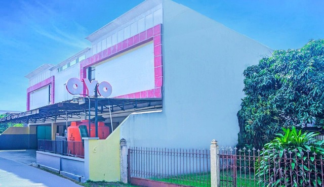 Cozy Double Escape in Indonesia with Free WiFi