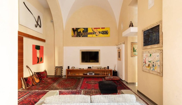 Dramatic Arches, Striking Architectural Apartment in Monti District Colosseum