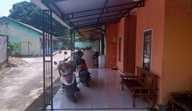 EXPRESS O 92251 Jaya Kusuma Homestay Near PONPES Darul Muhtadin