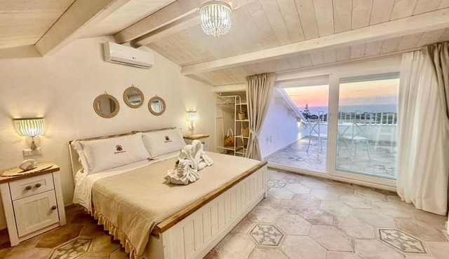 Godano Rooms