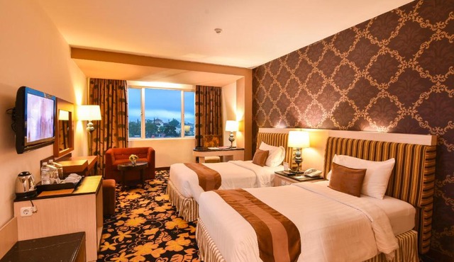 Grand Rocky Hotel Bukittinggi