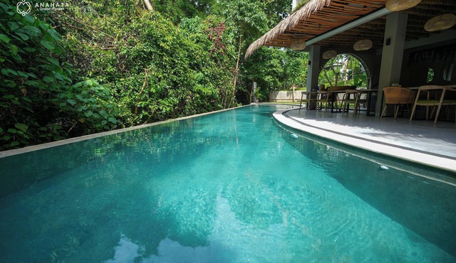 Greenforest Anahata 4 Star Hotel