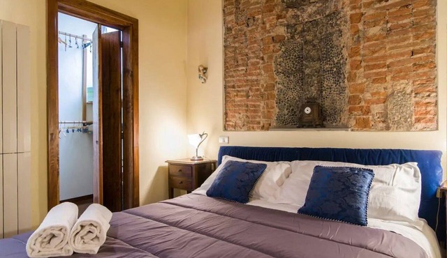 GuestHost - NEW! Ariento Refined Apartment Florence x 4!