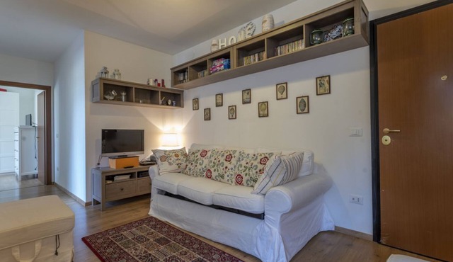 GuestHost - The window on the Raibl - Lovely APT with WiFi! x4
