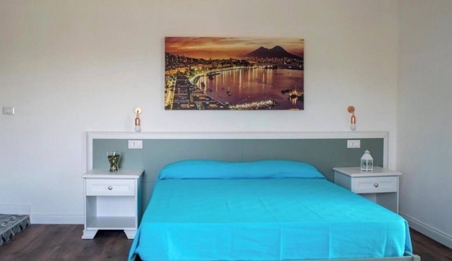 Guesthouse 108, cozy apartment a 10-minute walk from Via Toledo